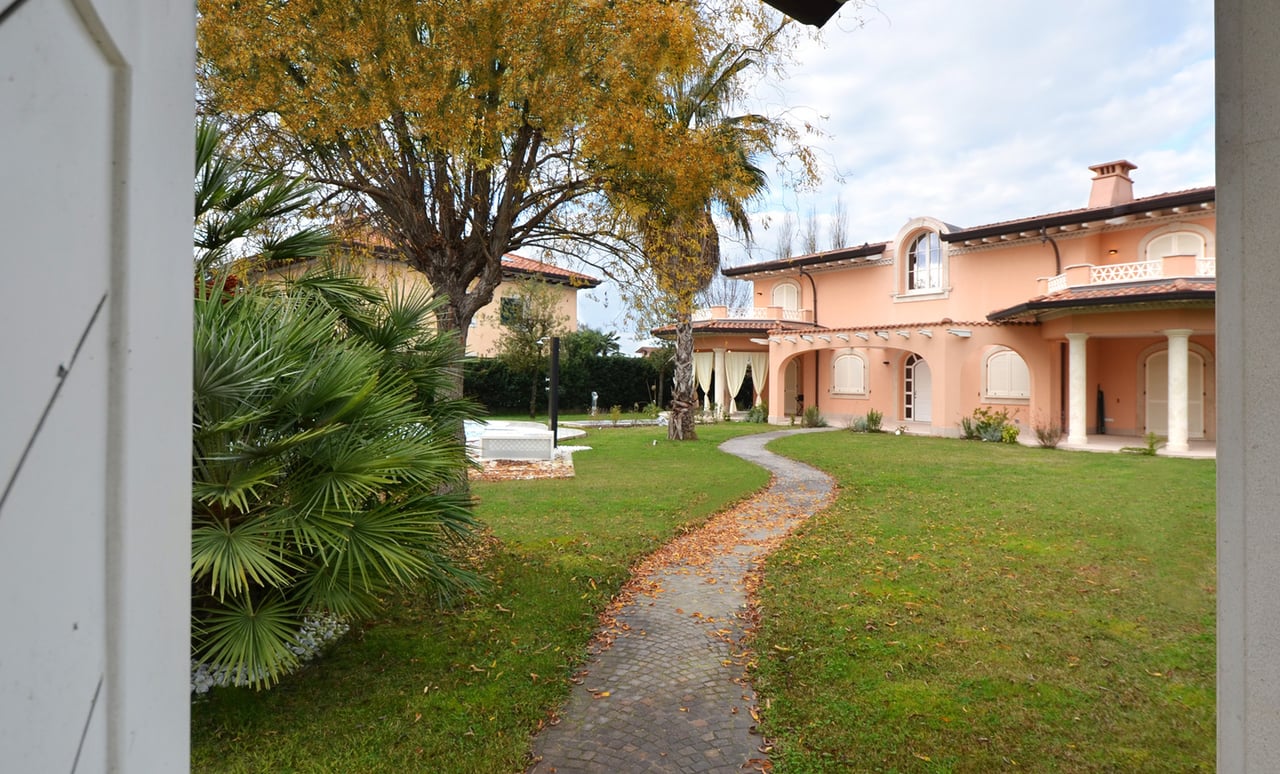 Villa Botticelli Newly Constructed