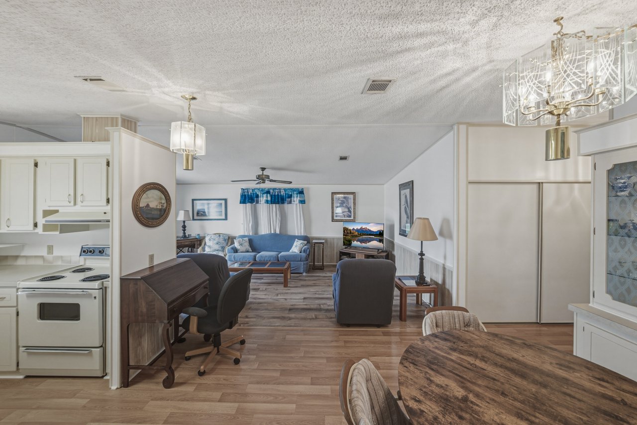 35116 COLONY HILLS DR