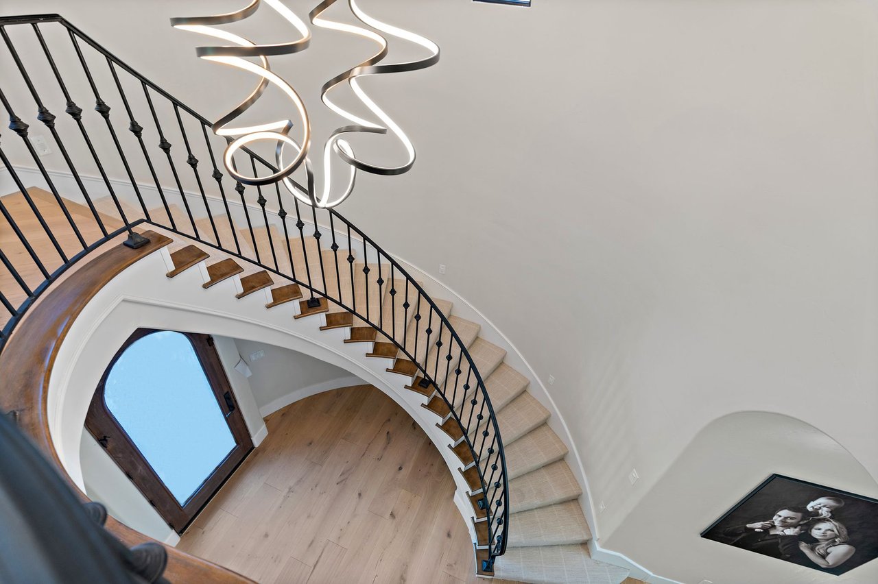 Luxury Living at The Bridges in Rancho Santa Fe