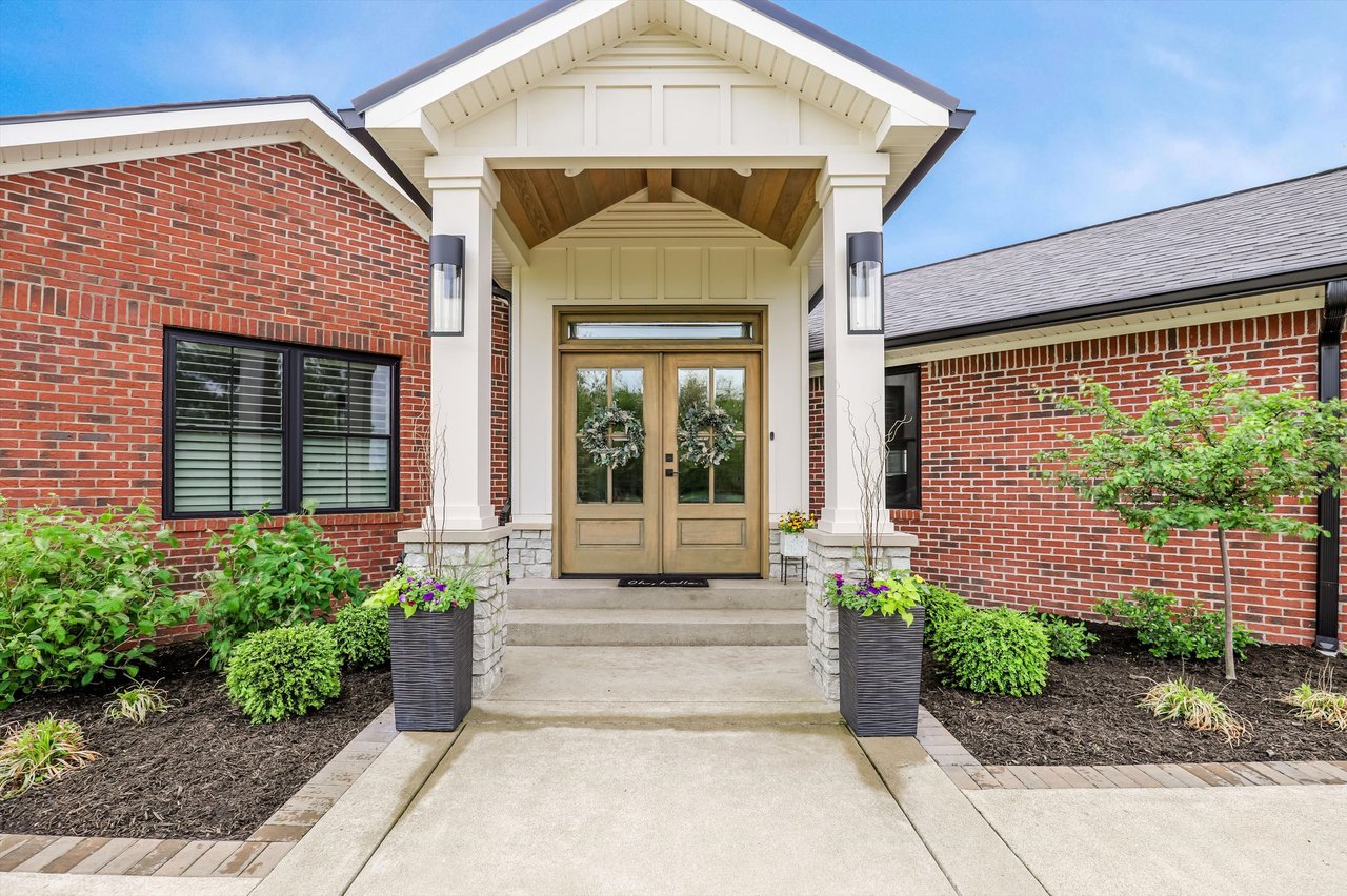 Luxury Country Living in Indiana