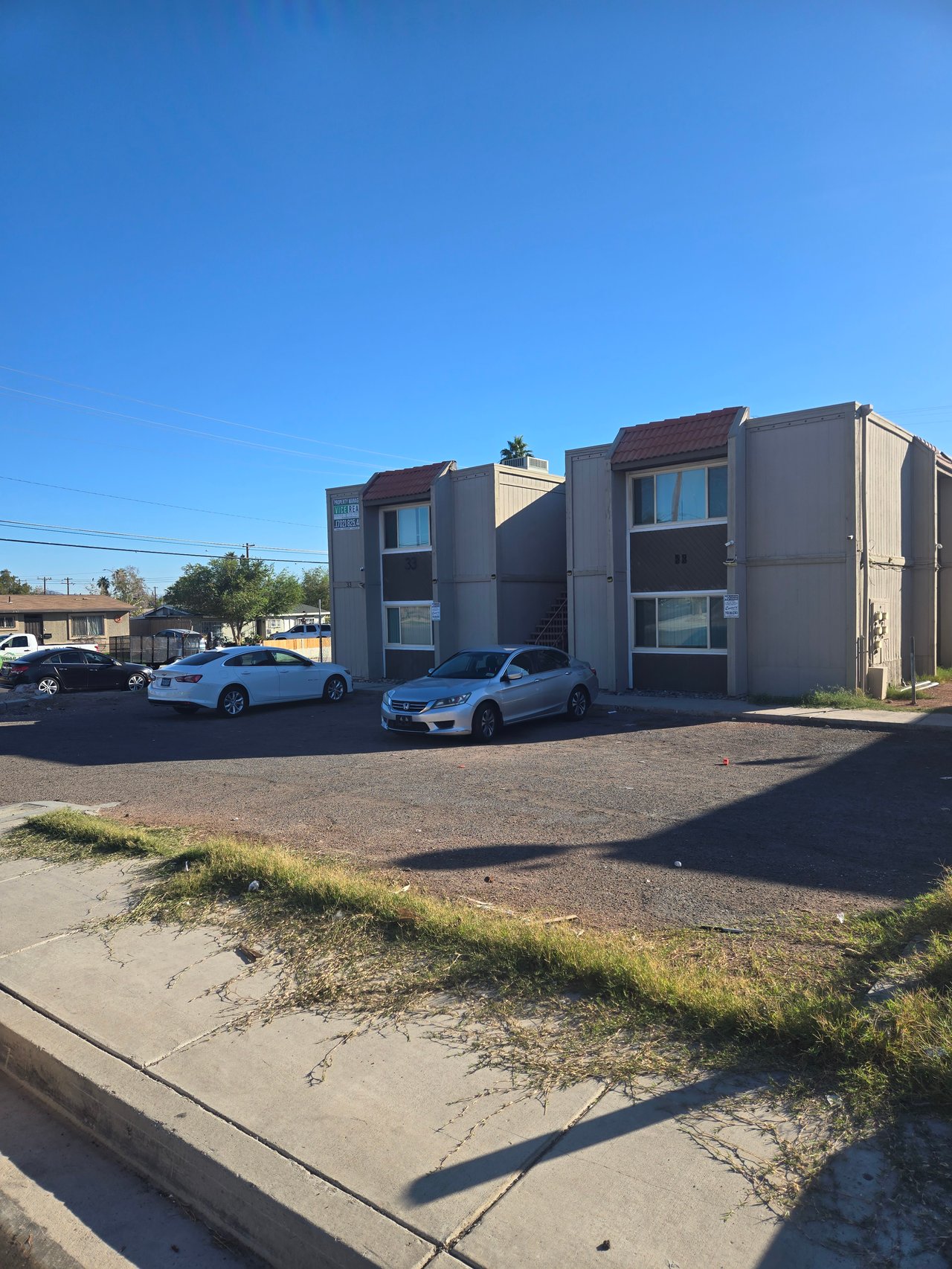 33 Gold Bar Court #B