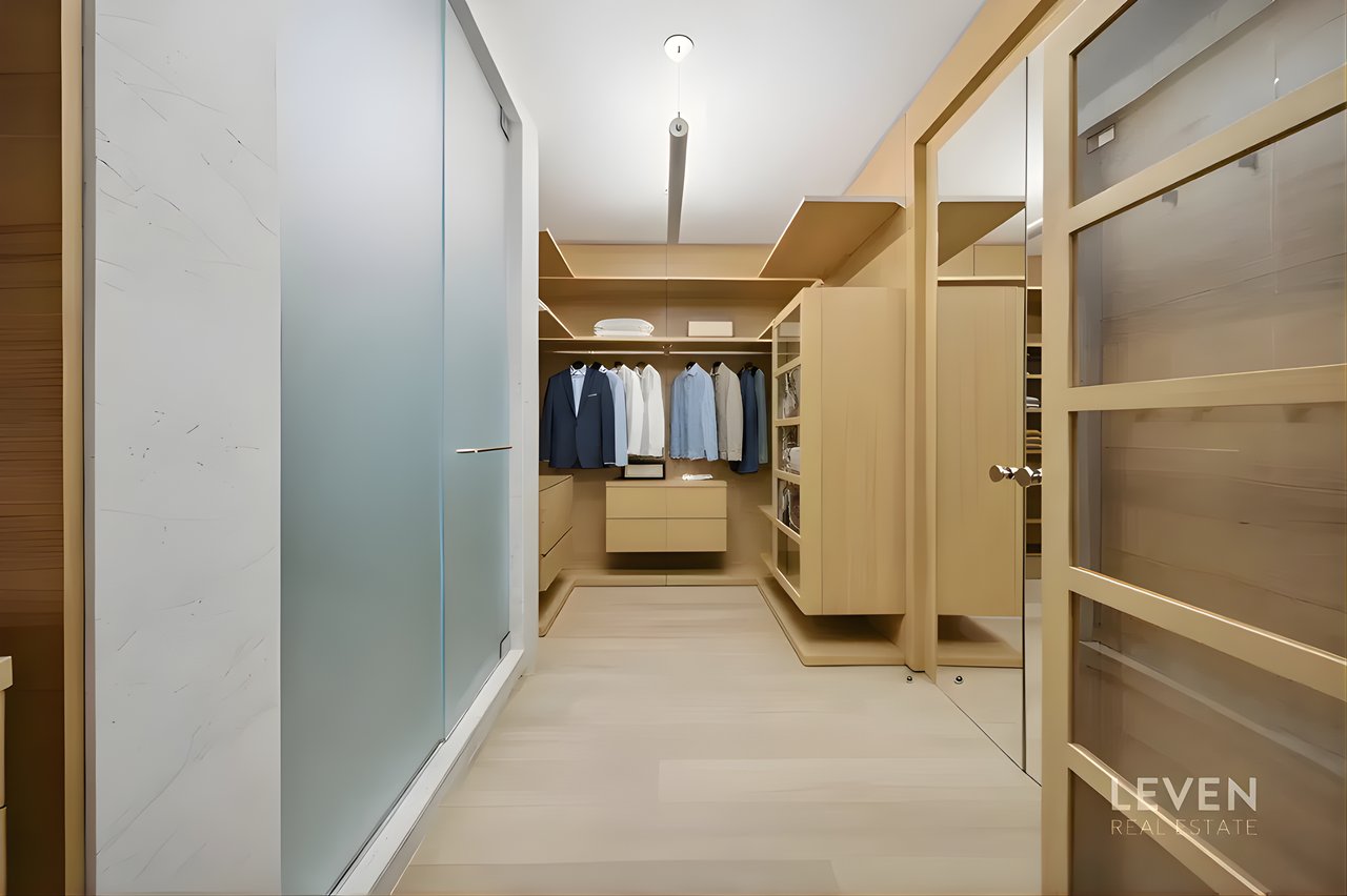 55 Warren Street, #4