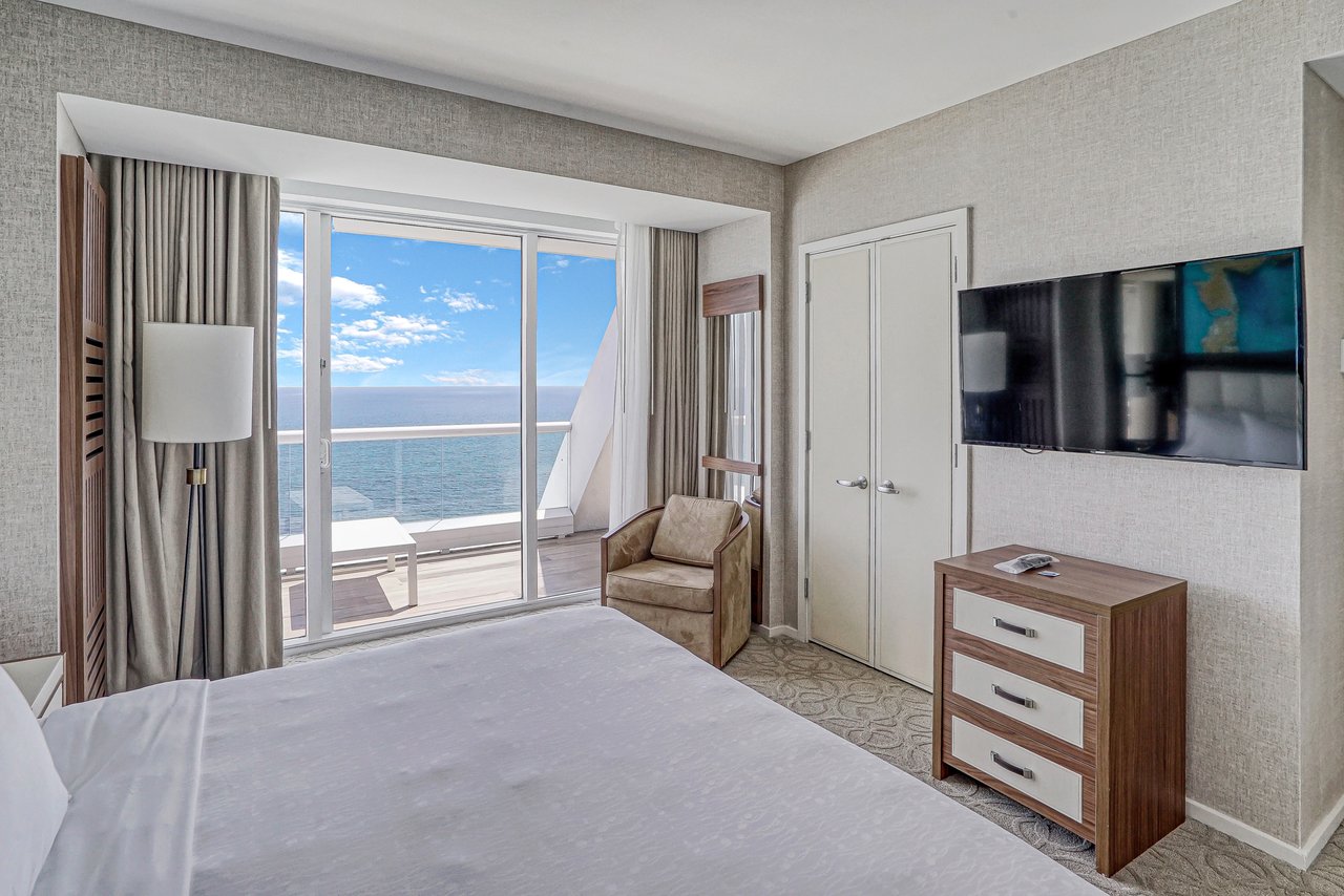 The Ocean Resort Residences (Conrad Fort Lauderdale Beach)