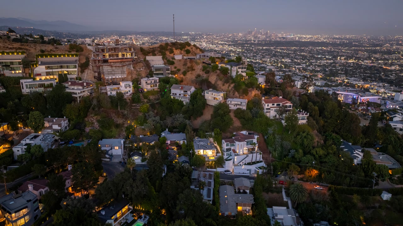 1516 Forest Knoll Dr, Sunset Strip