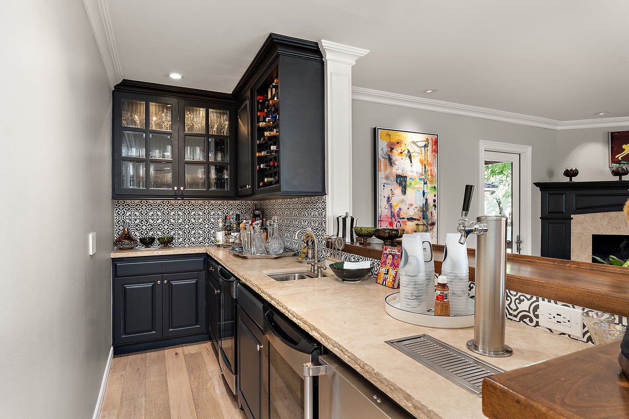 3508 E MARLETTE Avenue