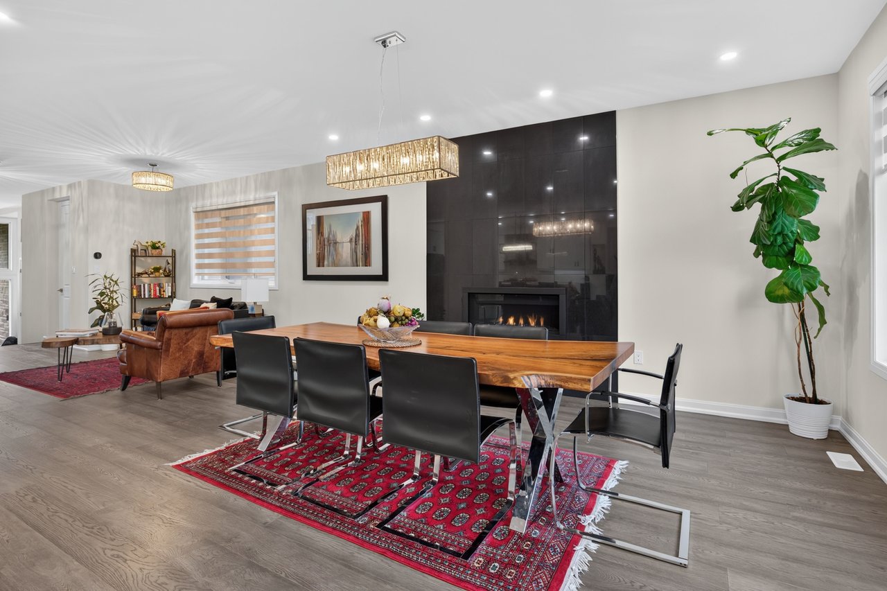3364 Vernon Powell Drive, Oakville
