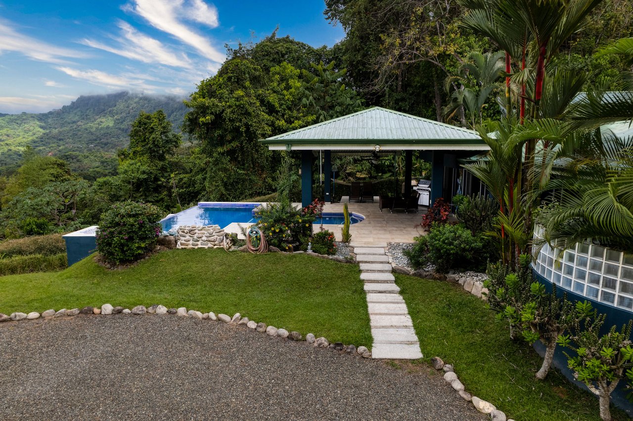 CASA TORTUGA – LAGUNAS OCEAN, MOUNTAIN, AND SUNSET VIEW HOME