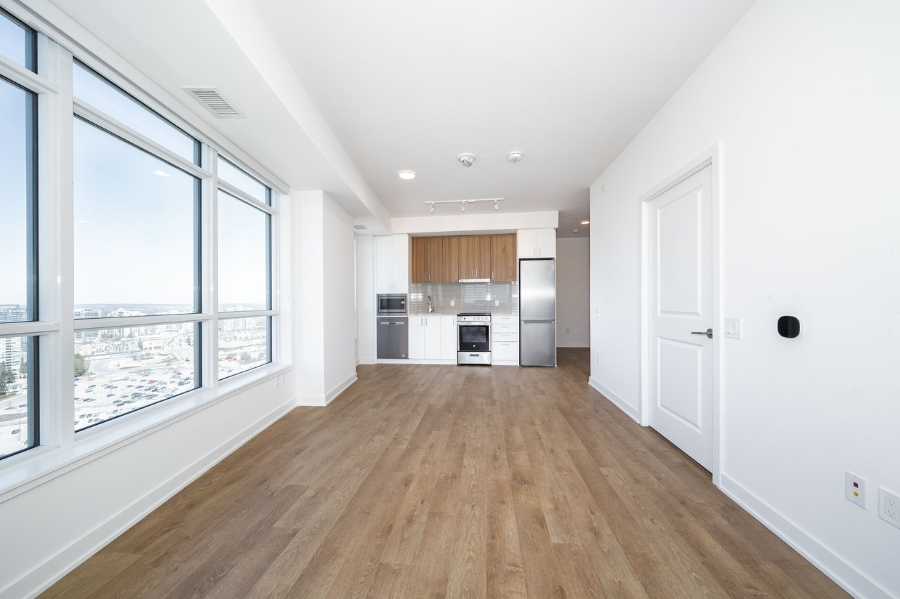 30 Upper Mall Way, A2205