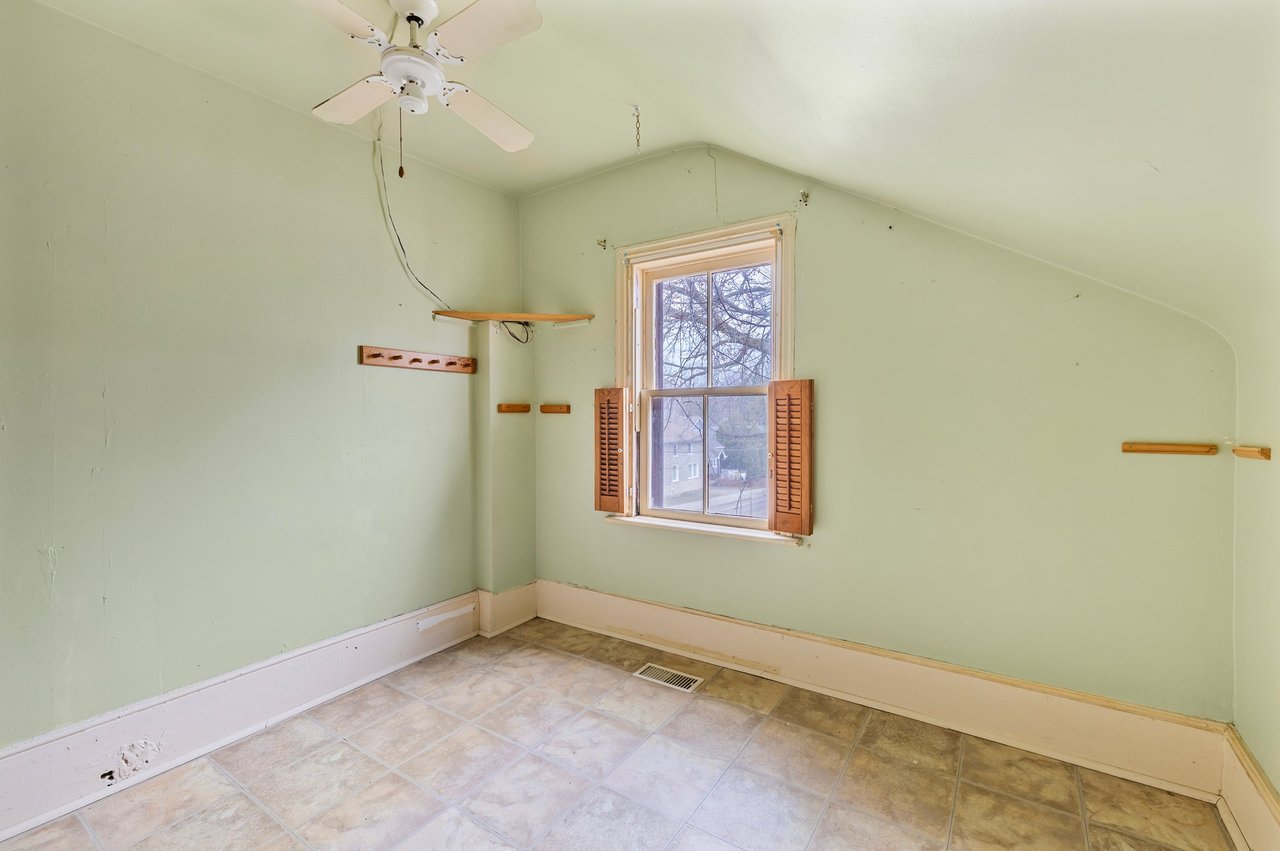 410 Eagle Street, Newmarket, ON L3Y 1K6