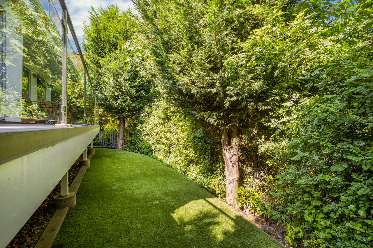 279 Mabery Rd, Santa Monica