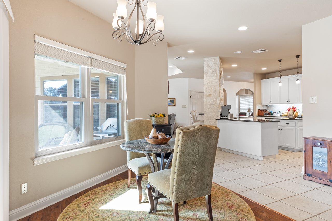 156 Northview Ln, Fredericksburg, TX