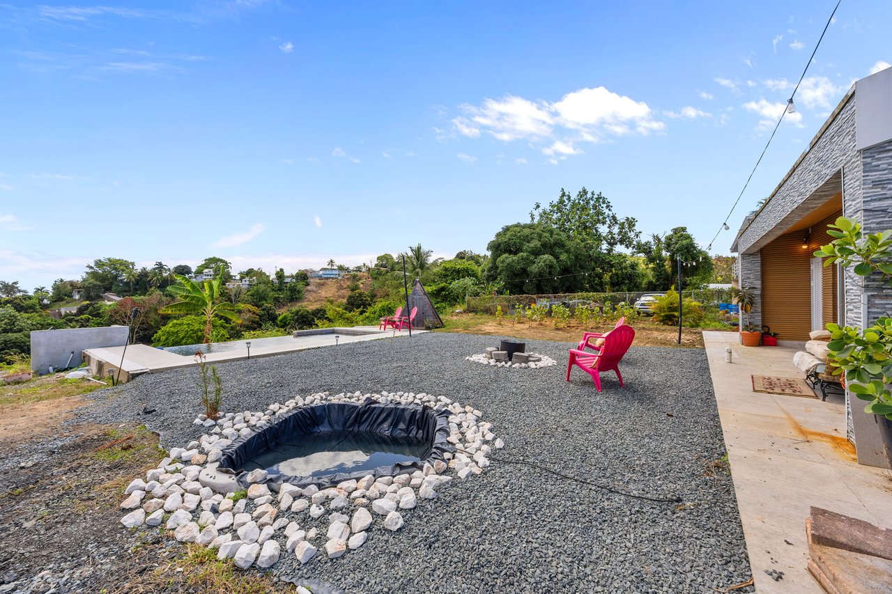 Boutique Tiny Home Oasis with Income Potential