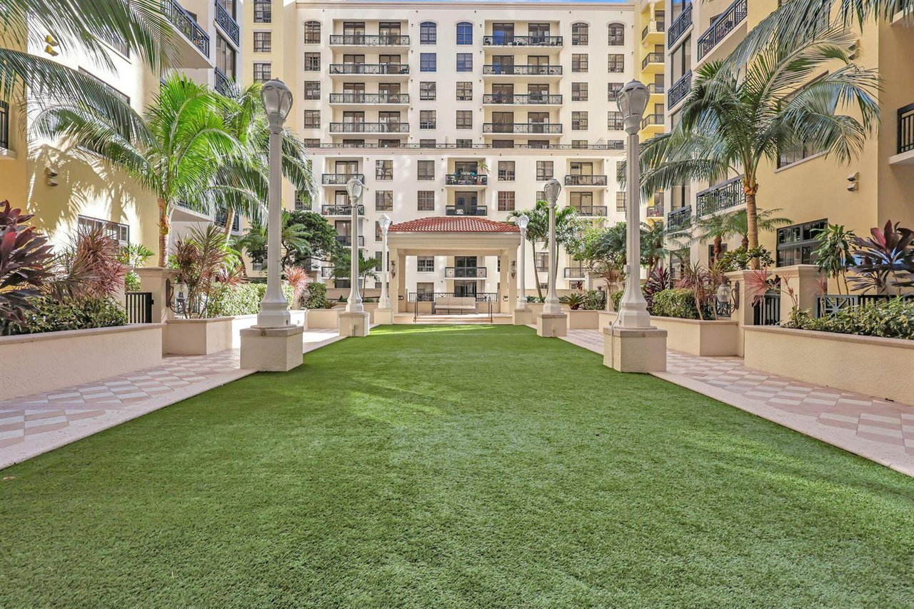 Two City Plaza Condo Unit 511