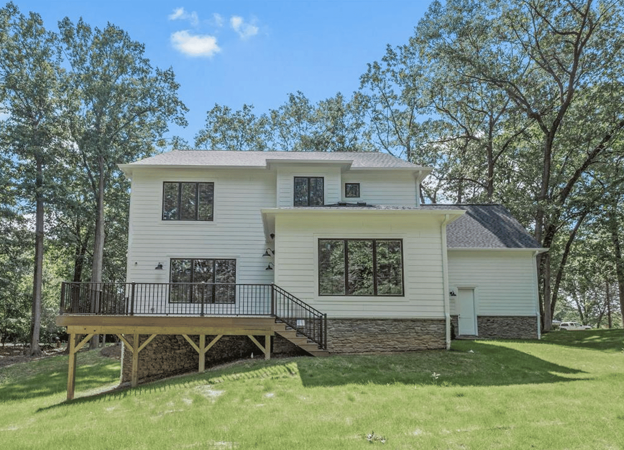 4375 DERRY ROAD