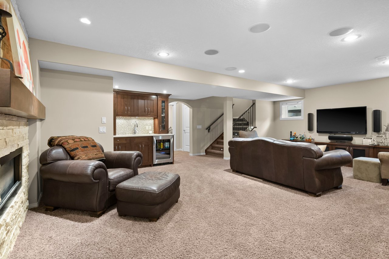 21 Tuscany Estates Terrace NW