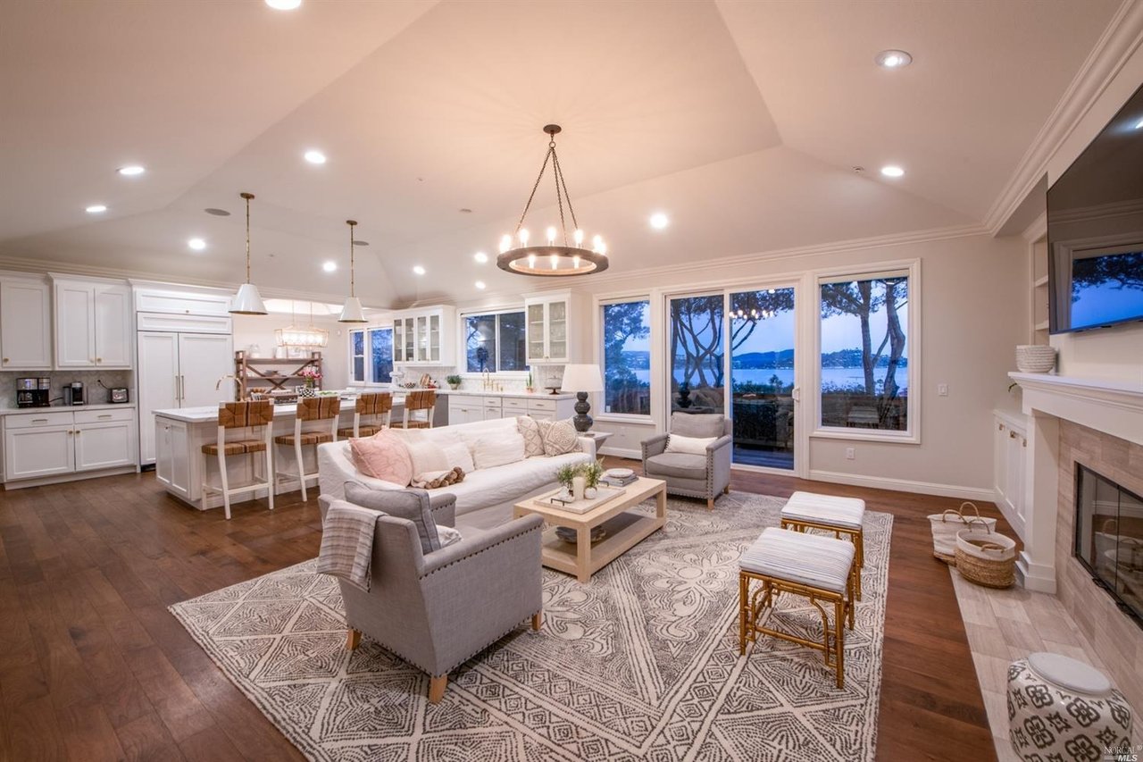 144 Mission Dr