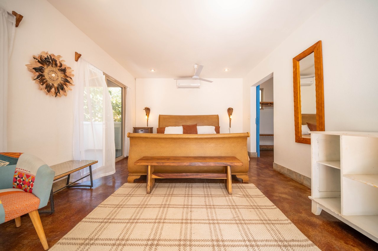 Hotel Curiol | Turnkey Boutique Jungle Hotel with Restaurant & Bar in Potrero