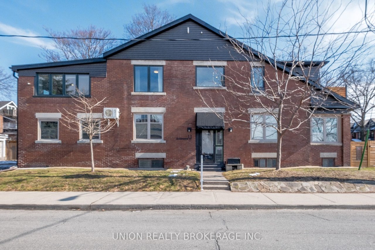 11 Ellerbeck St