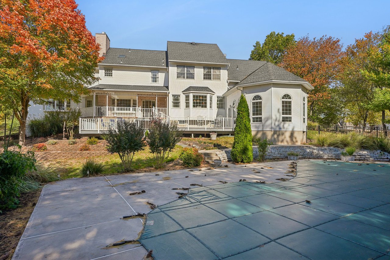 Hilltop Luxury with Endless Views