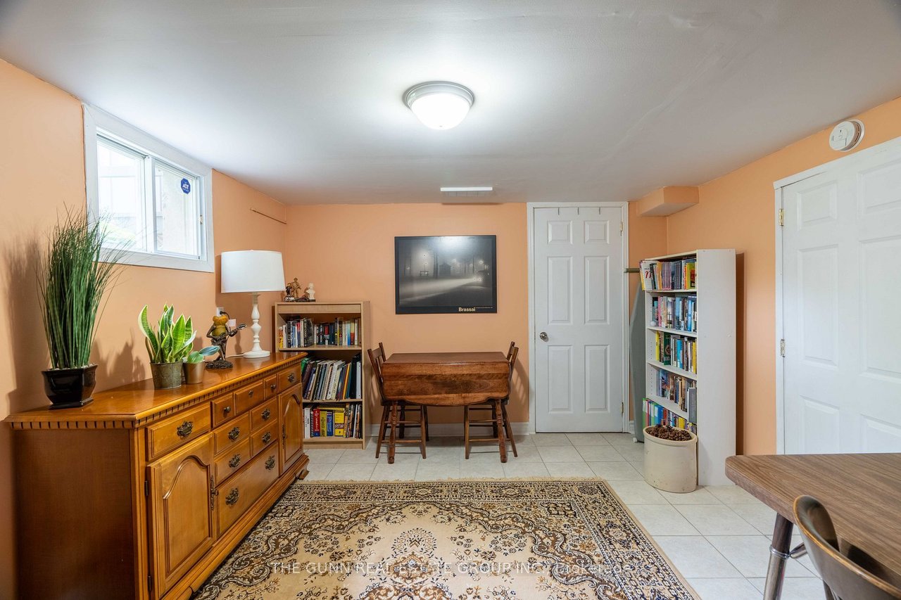 5 Locke Hts