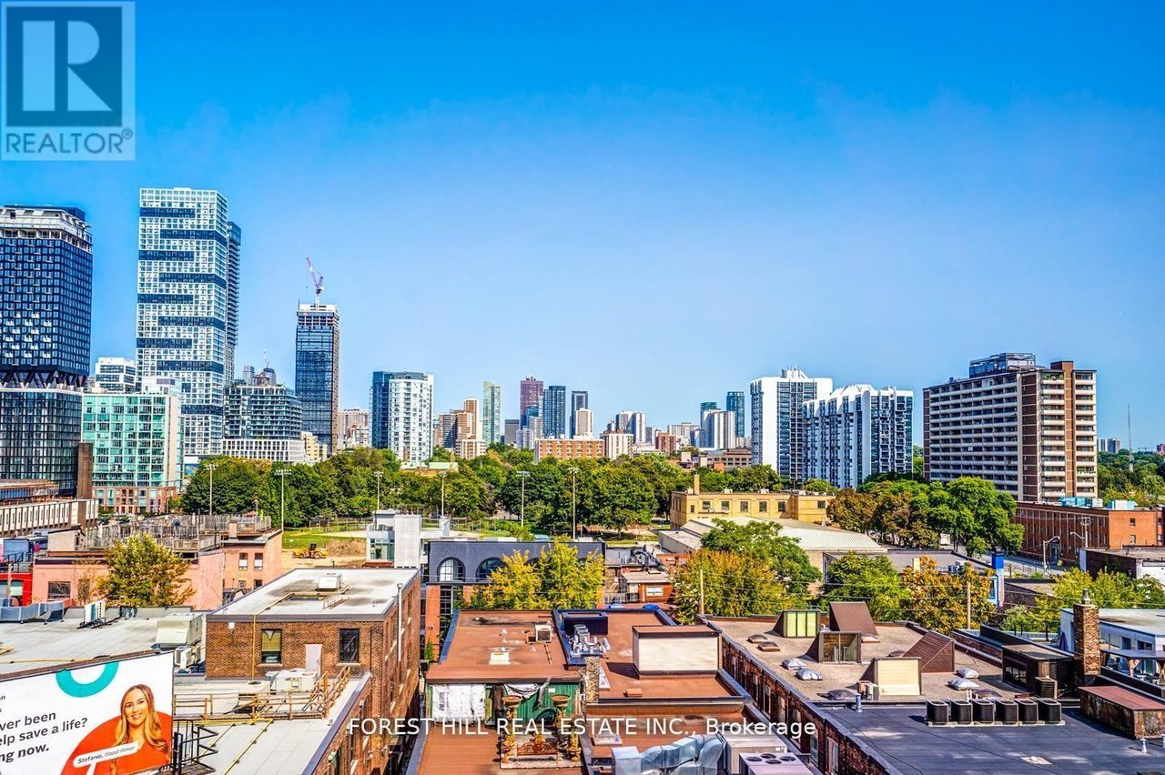 255 Richmond St E, #816