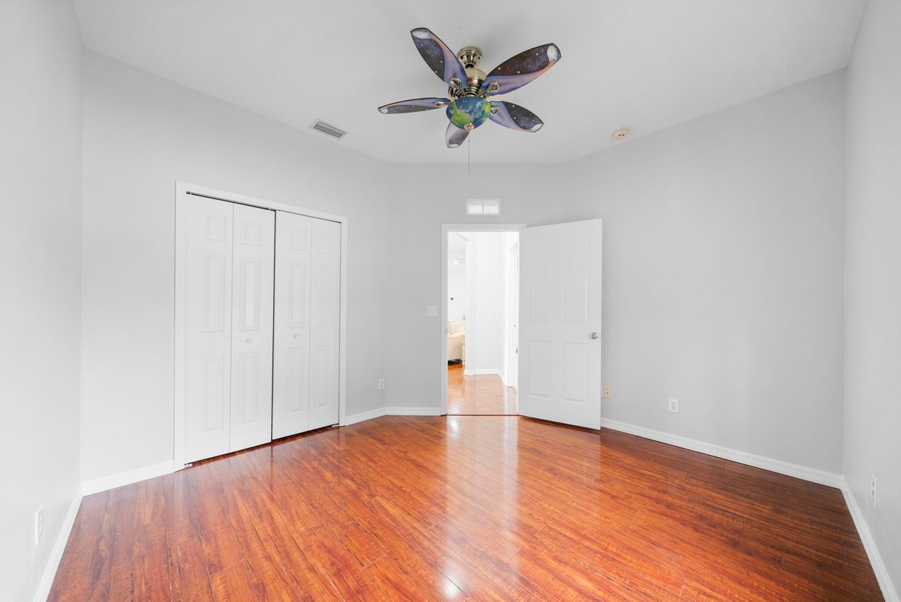 459 Calamondin Avenue NW