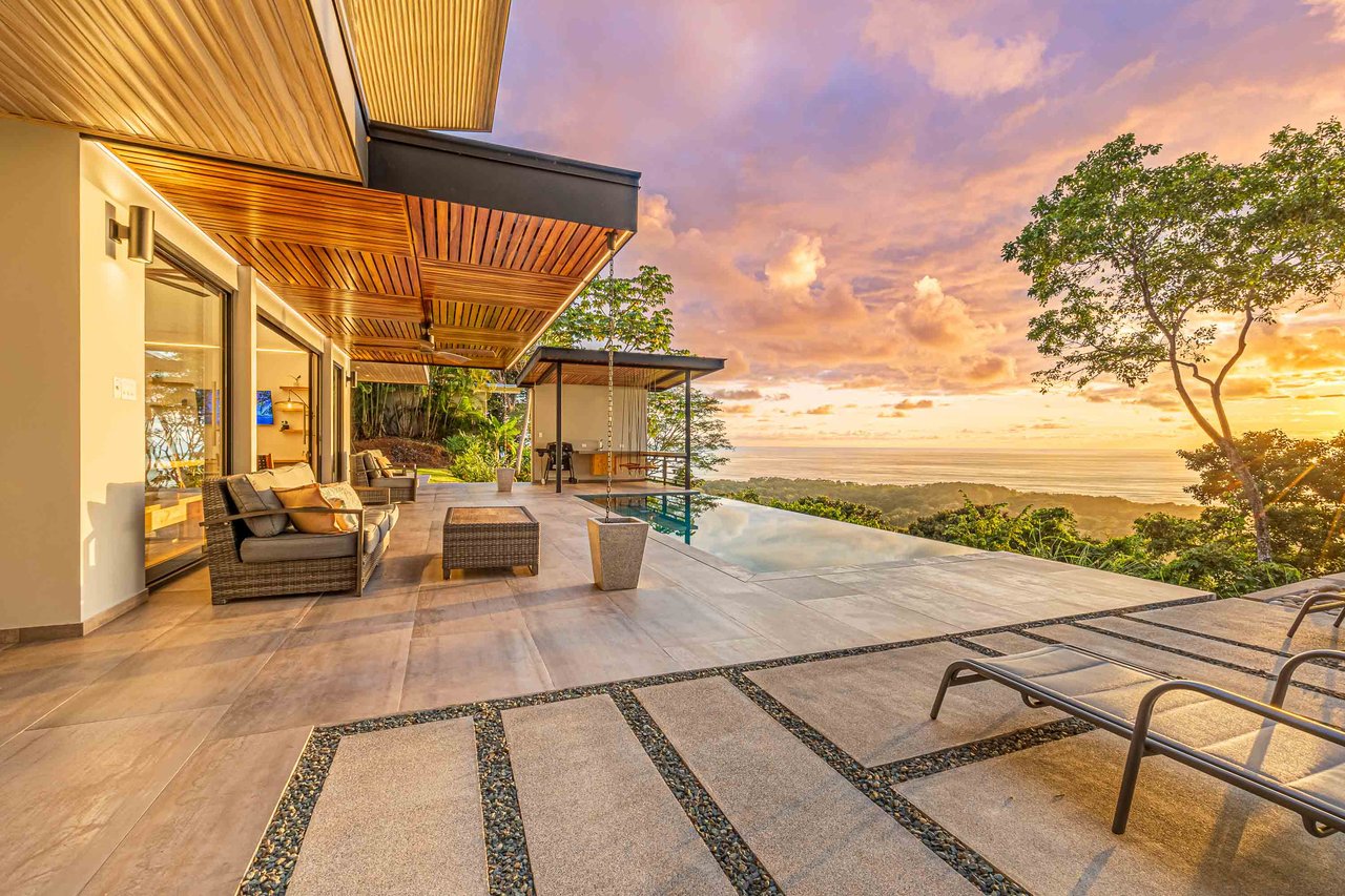 Exclusive Luxury Villa with Infinity Pool