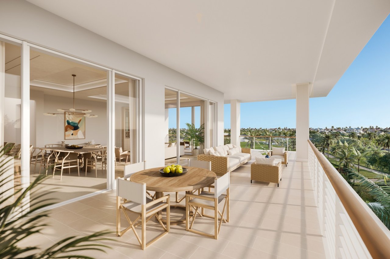 Naples Beach Club - Four Seasons