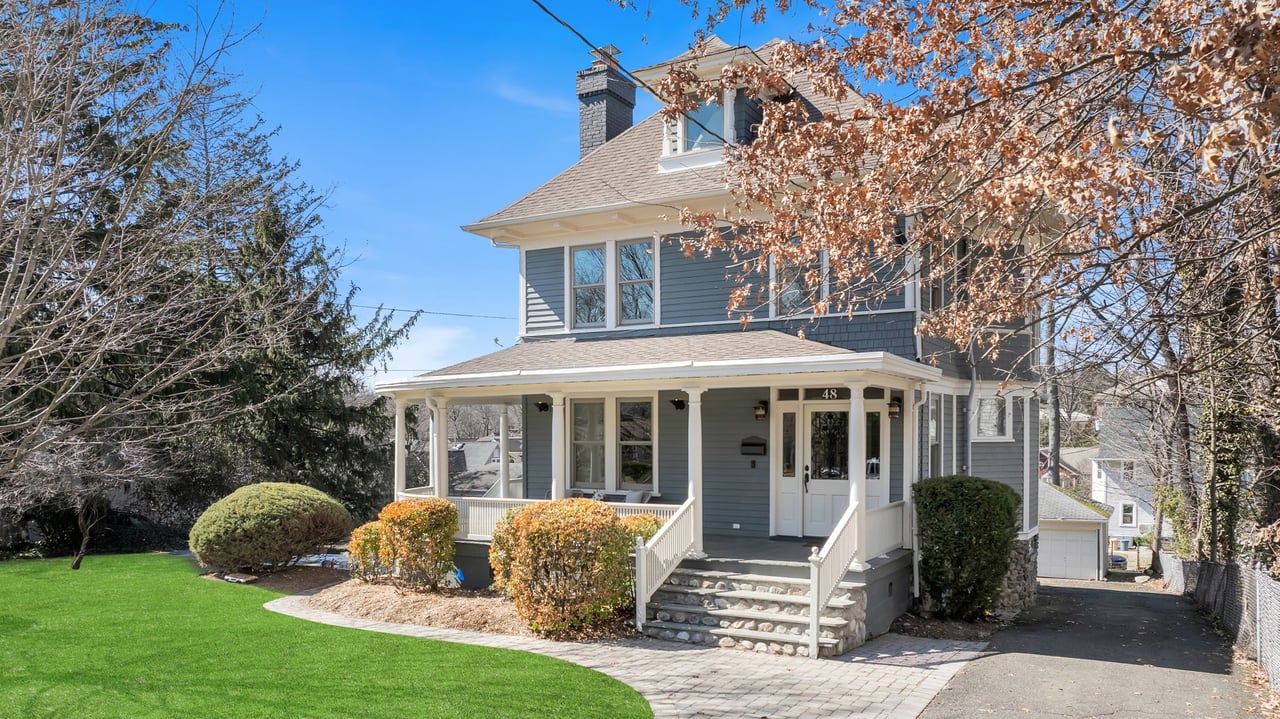 48 Sherman Place, Ridgewood