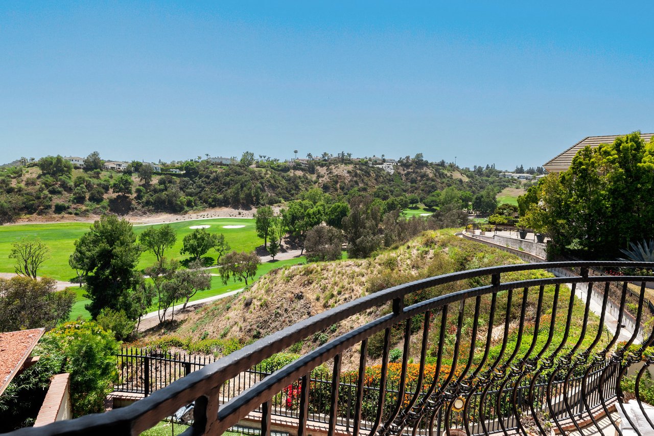 2125 Ridge Dr, Brentwood