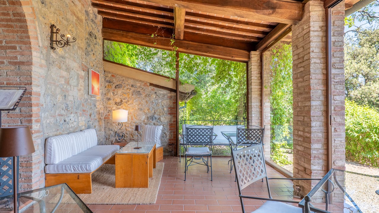 VILLA SOGNO MEDIEVALE