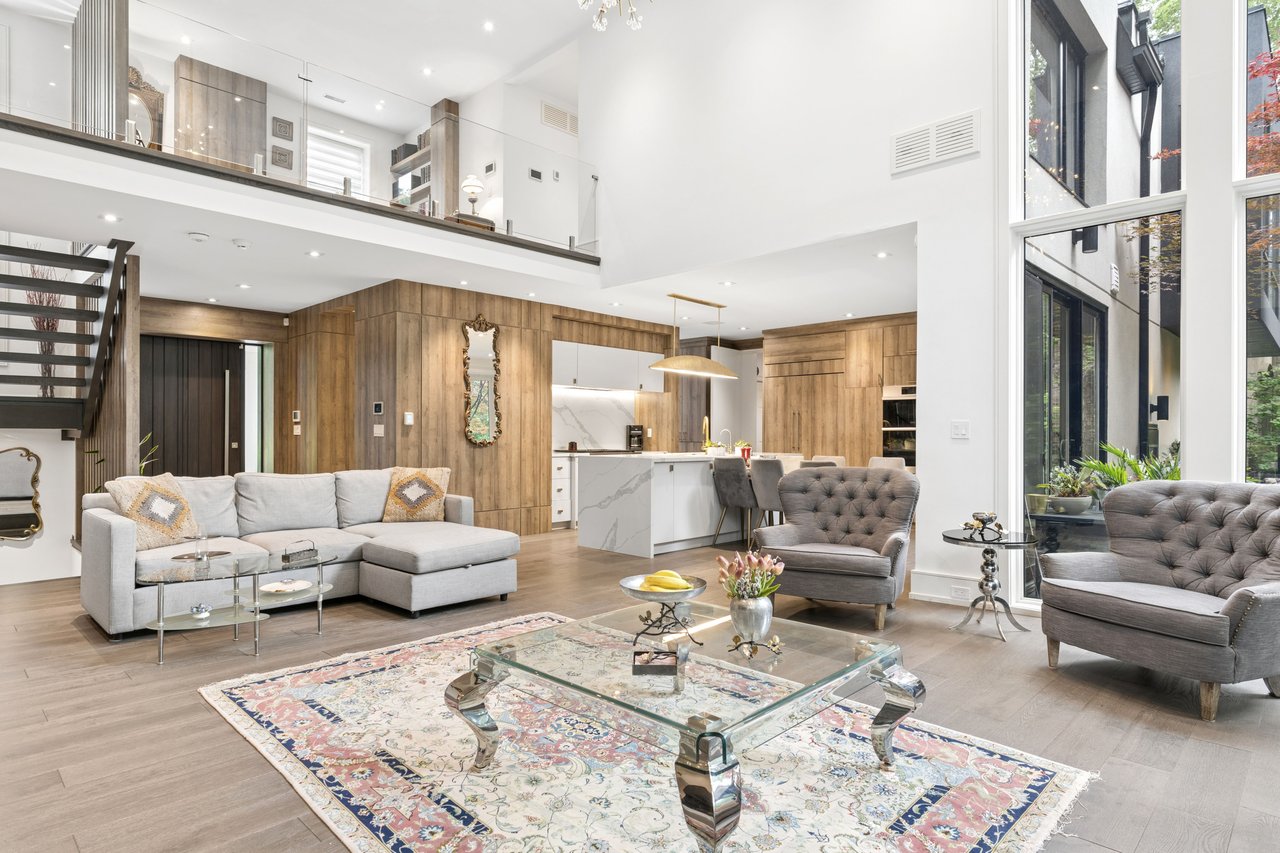 150 Sandringham Drive
