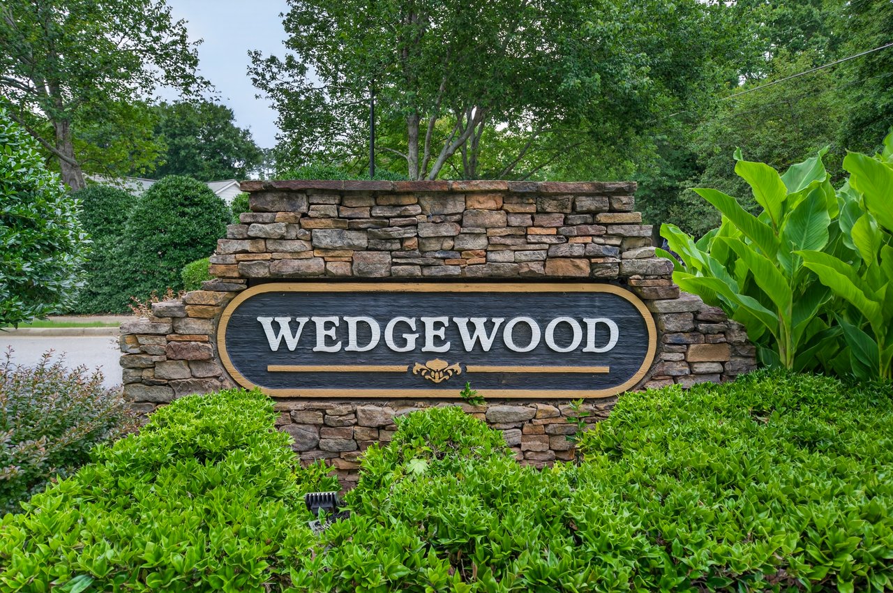 2800 Laurelwood Lane