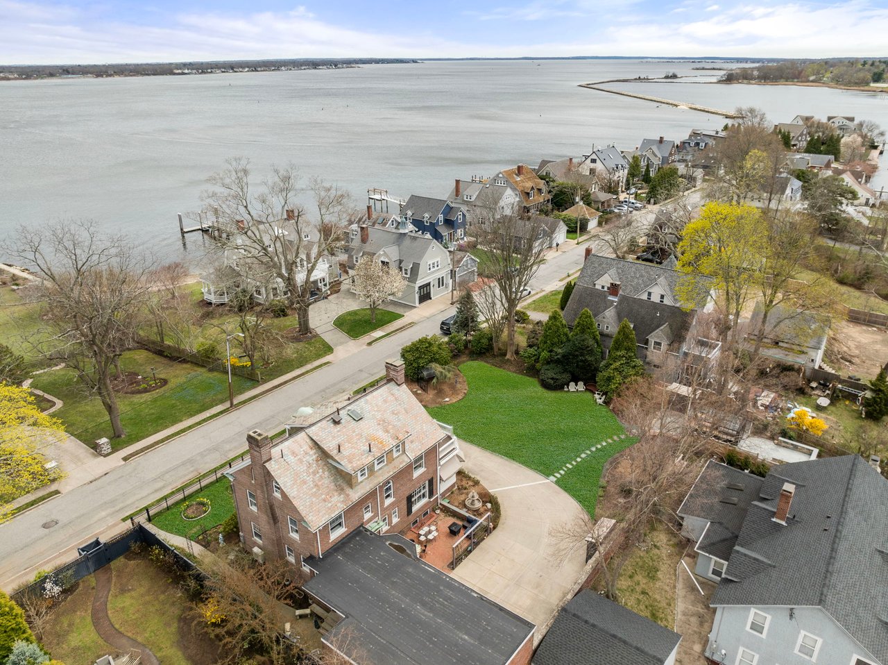 25 Seaview Avenue
