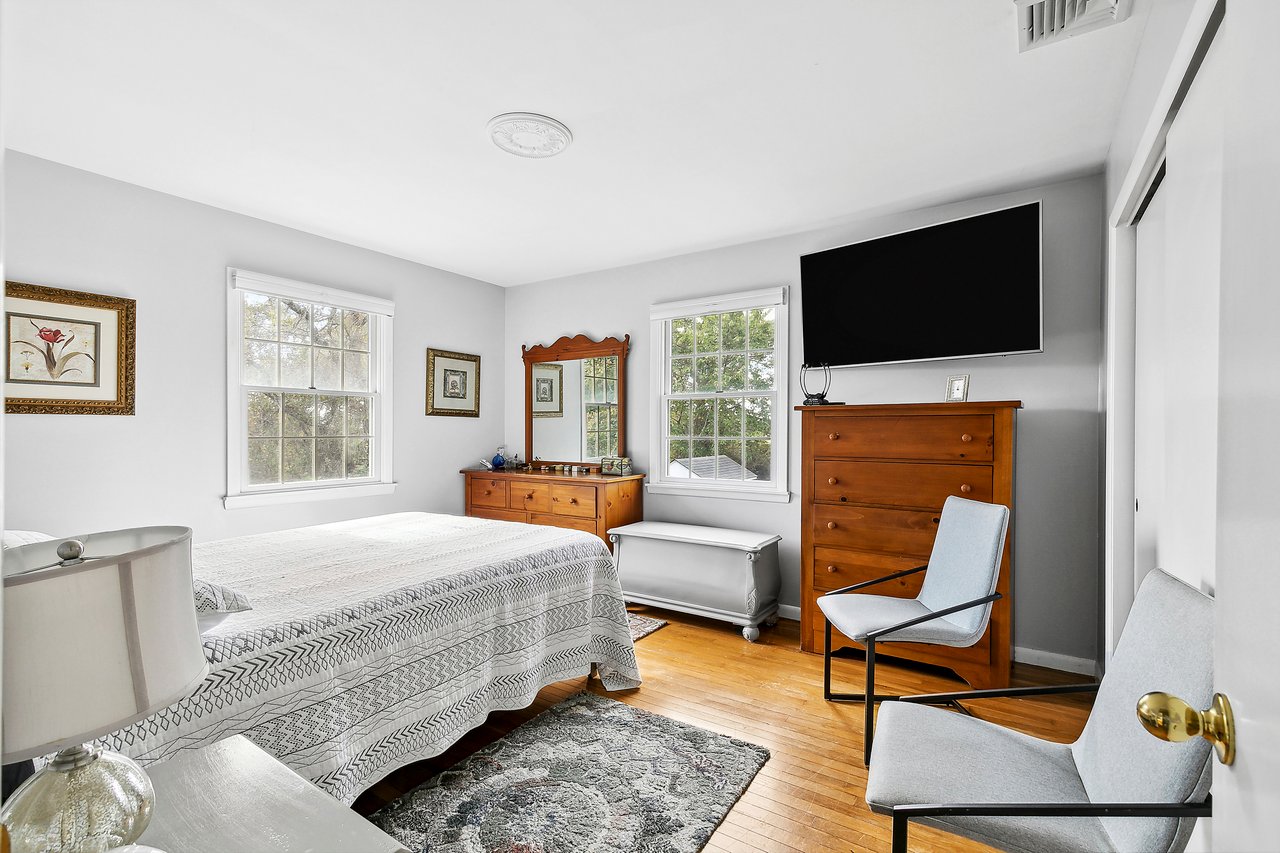 239 South Essex Street