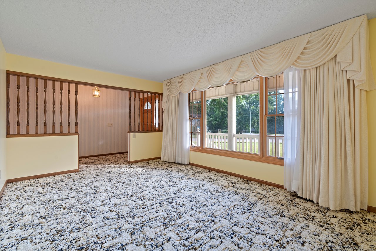 Huntsville Gem: Vintage Charm & Mountain Views