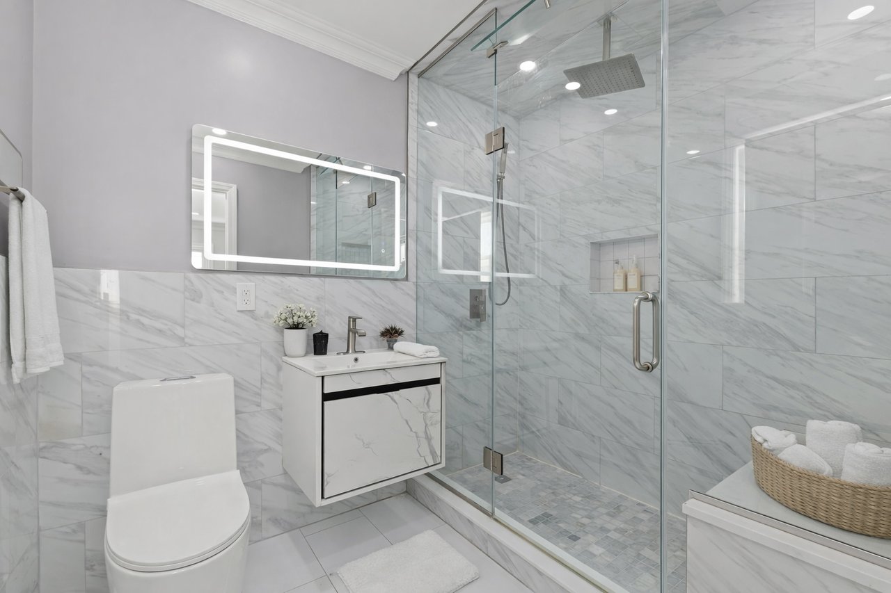 Effortless Living in a Private Deerfield Retreat