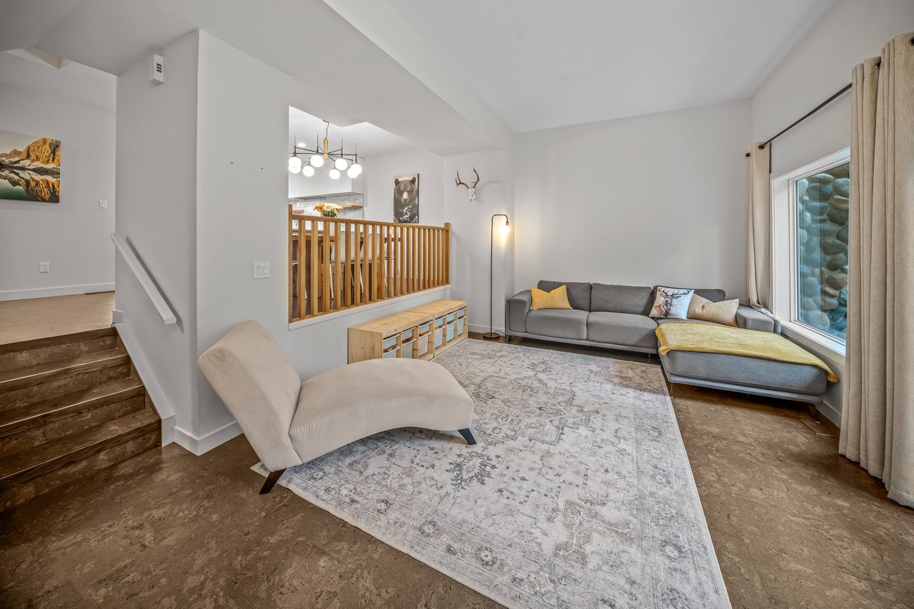 1022 Rundleview Drive Unit: 27