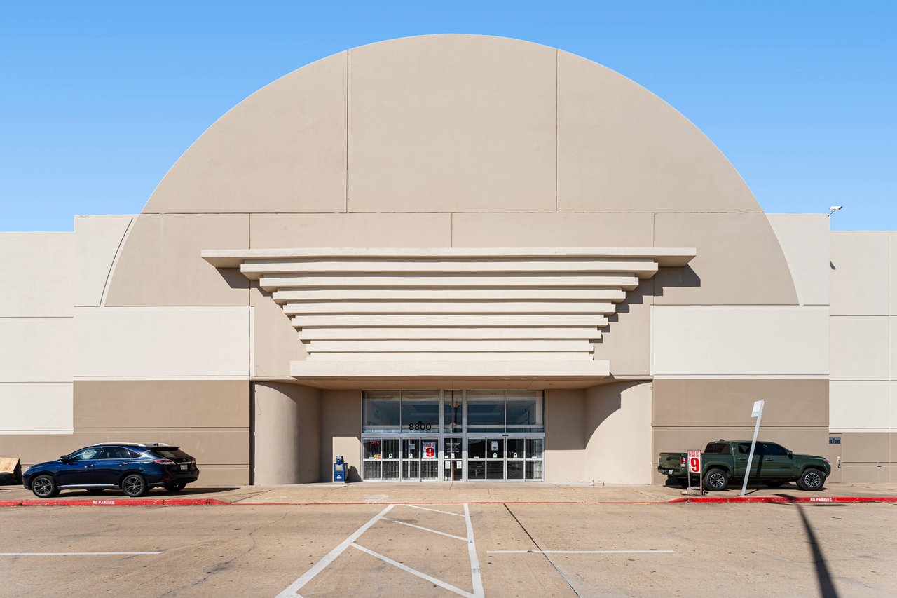 For Lease: Hohoho Retail Center