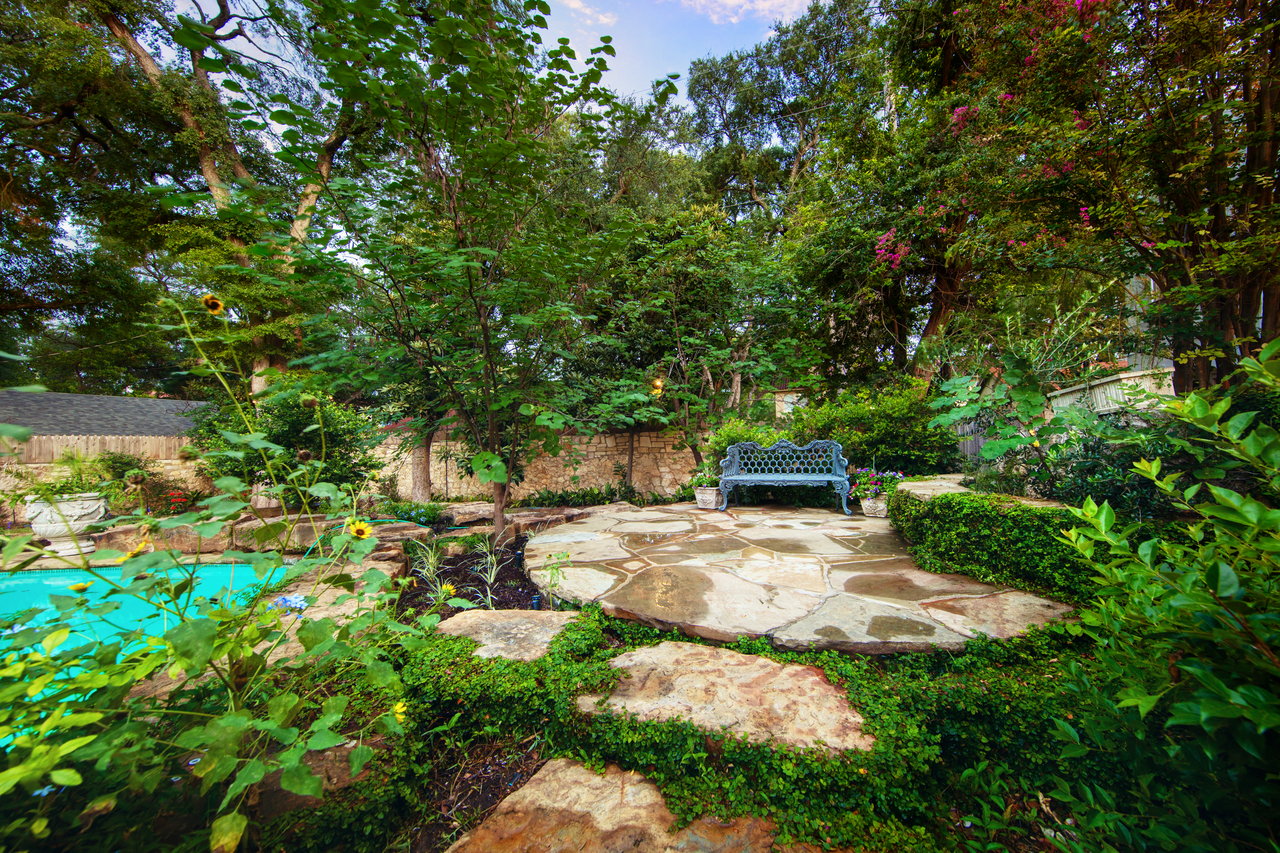 Historically Significant Spanish Revival in Monte Vista