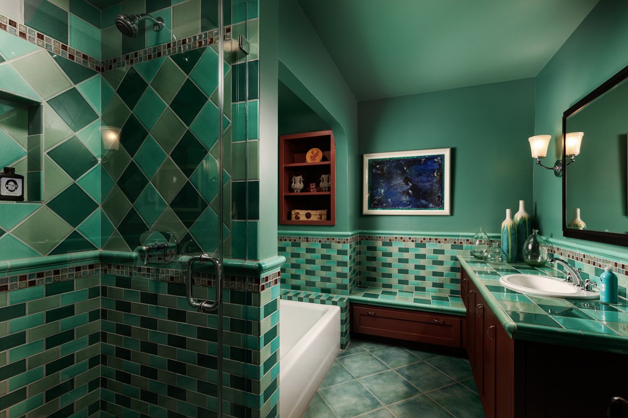 360 S Anita Ave, Brentwood 