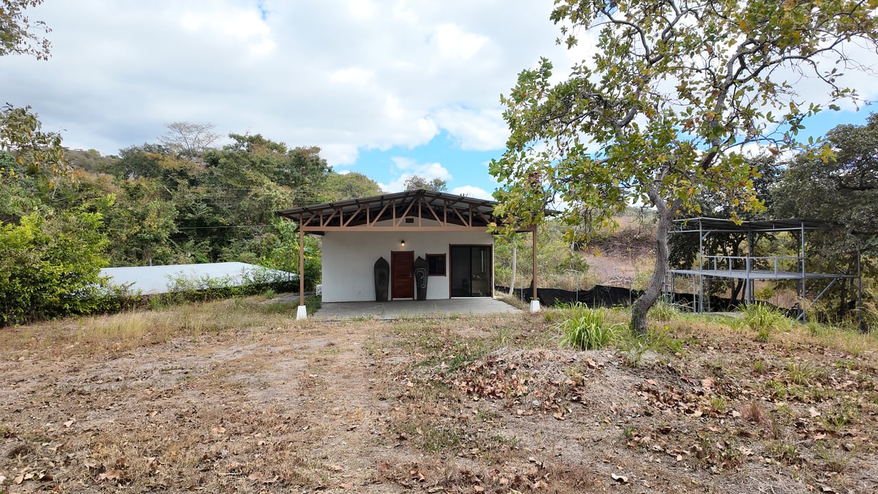 Casita Rustica + Large Lot - Playa Grande