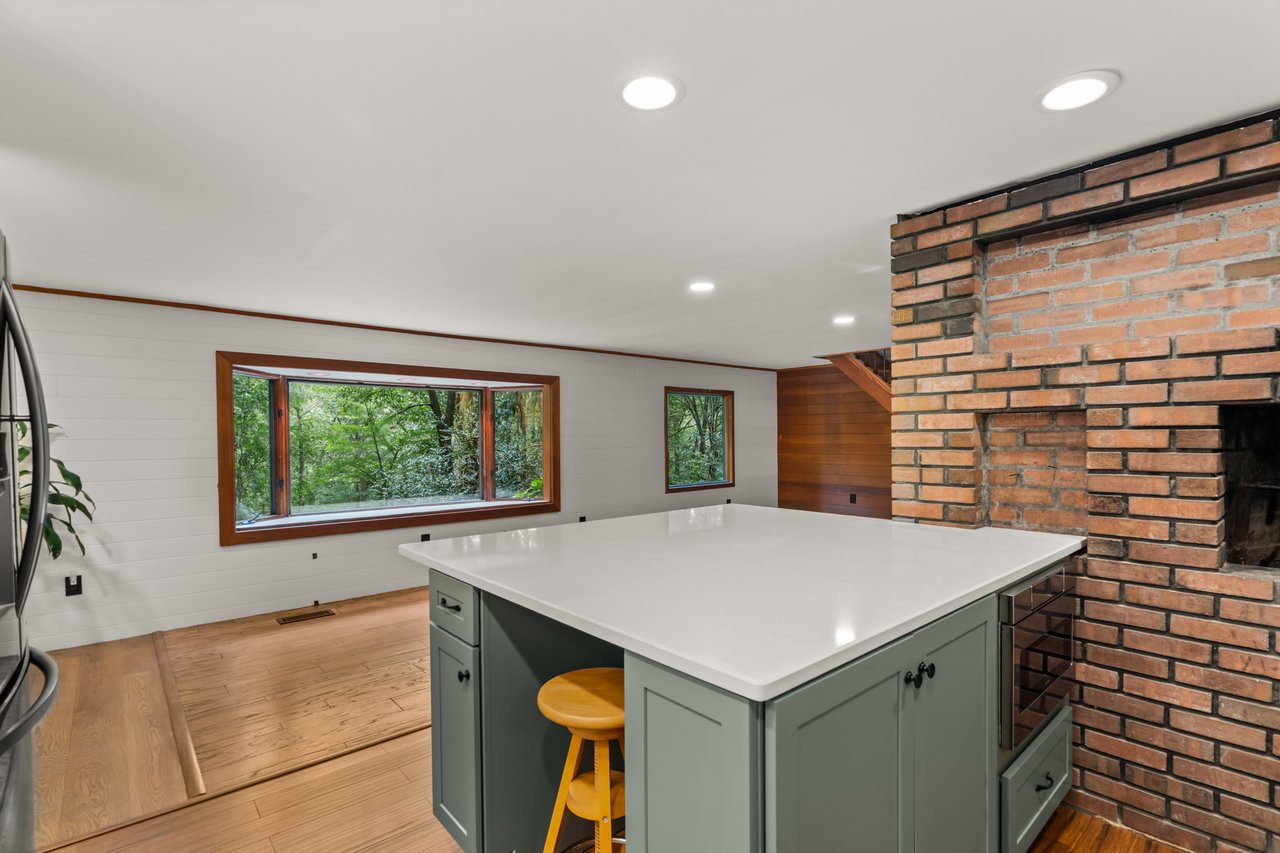 158 Buffalo Hollow Rd