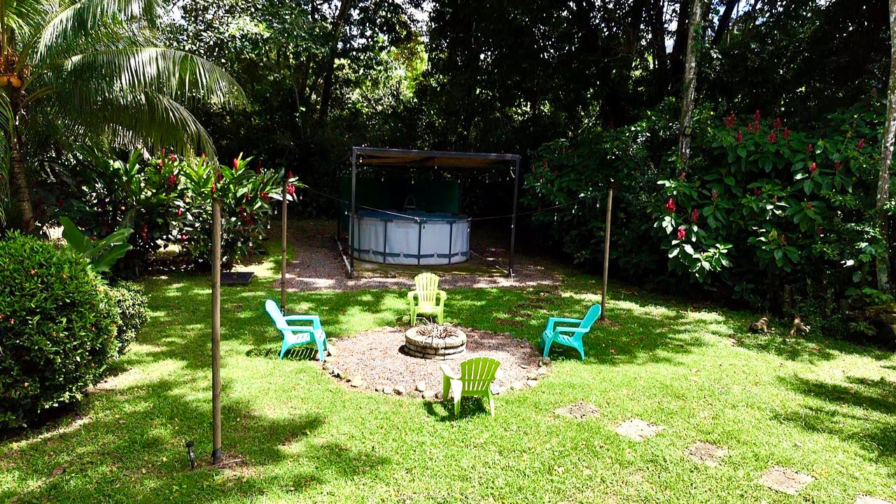Riverside Cabin in Uvita | 0.98-Acre Estate with Room to Expand