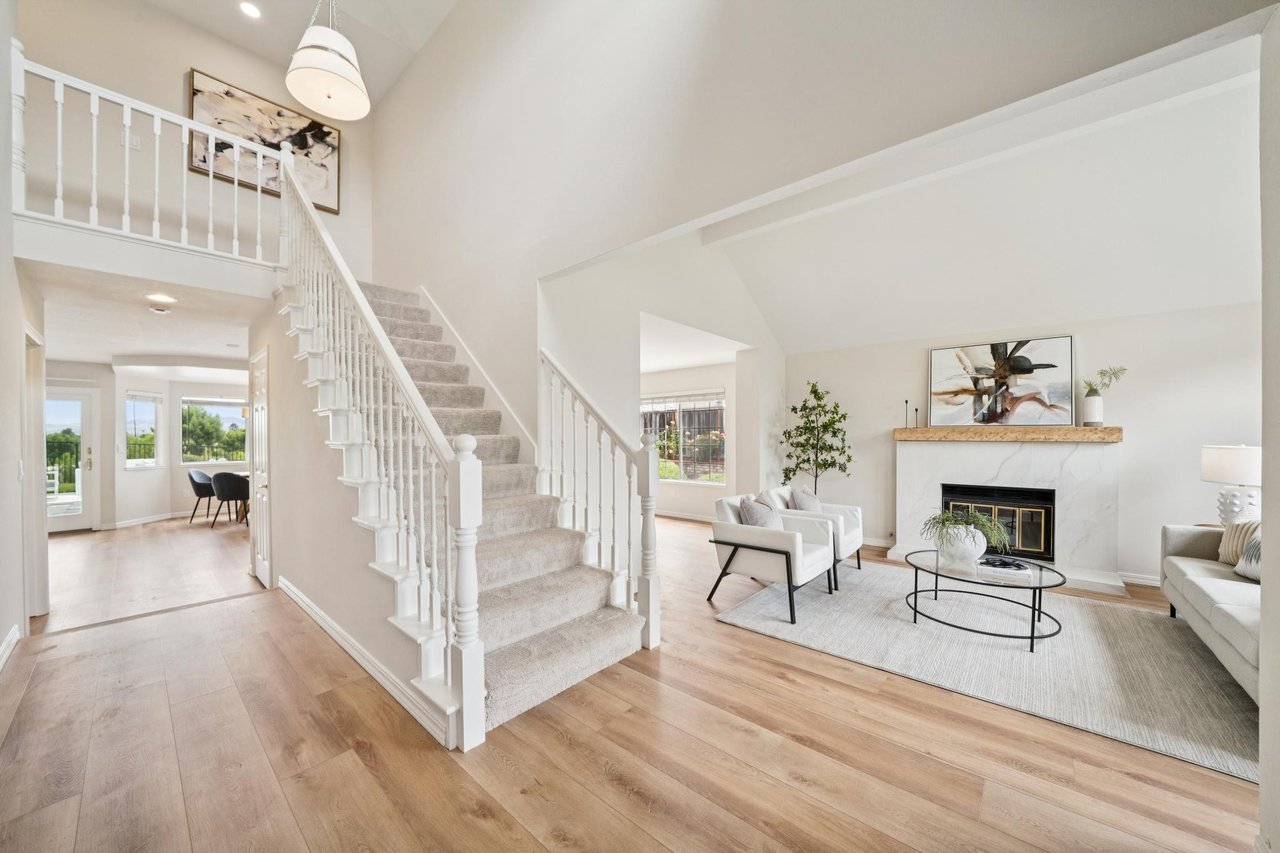 5075 Monaco Dr.