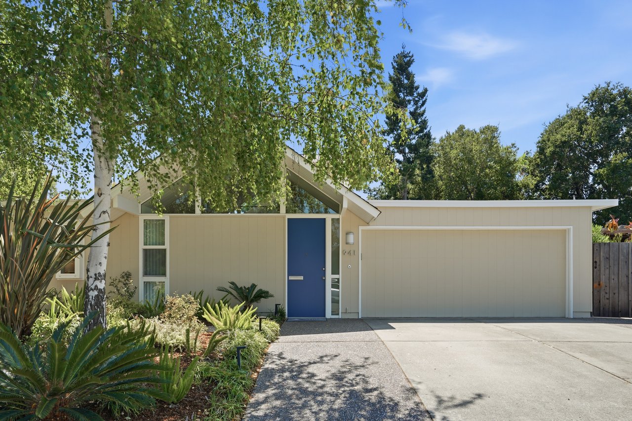 941 Eichler DR