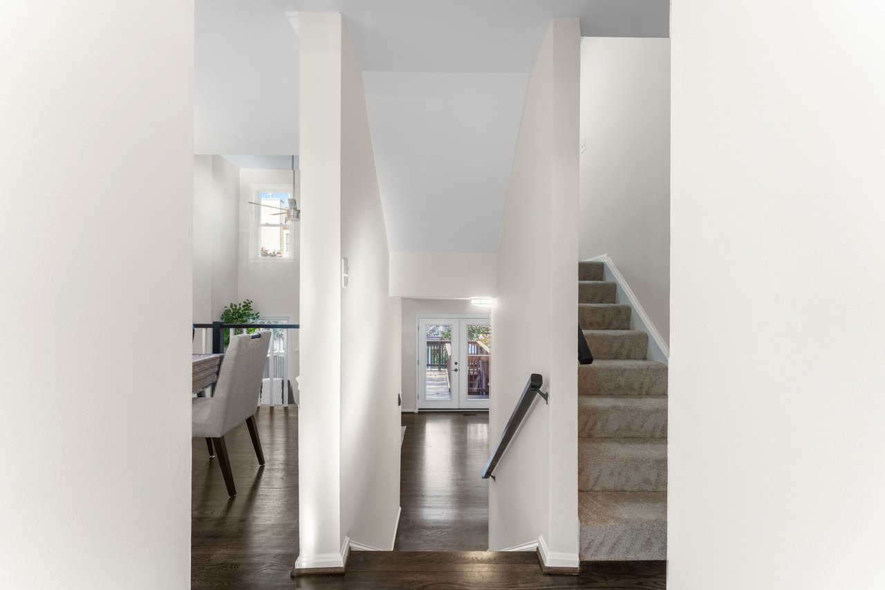 Best of Alexandria Living – 6540 River Tweed Lane
