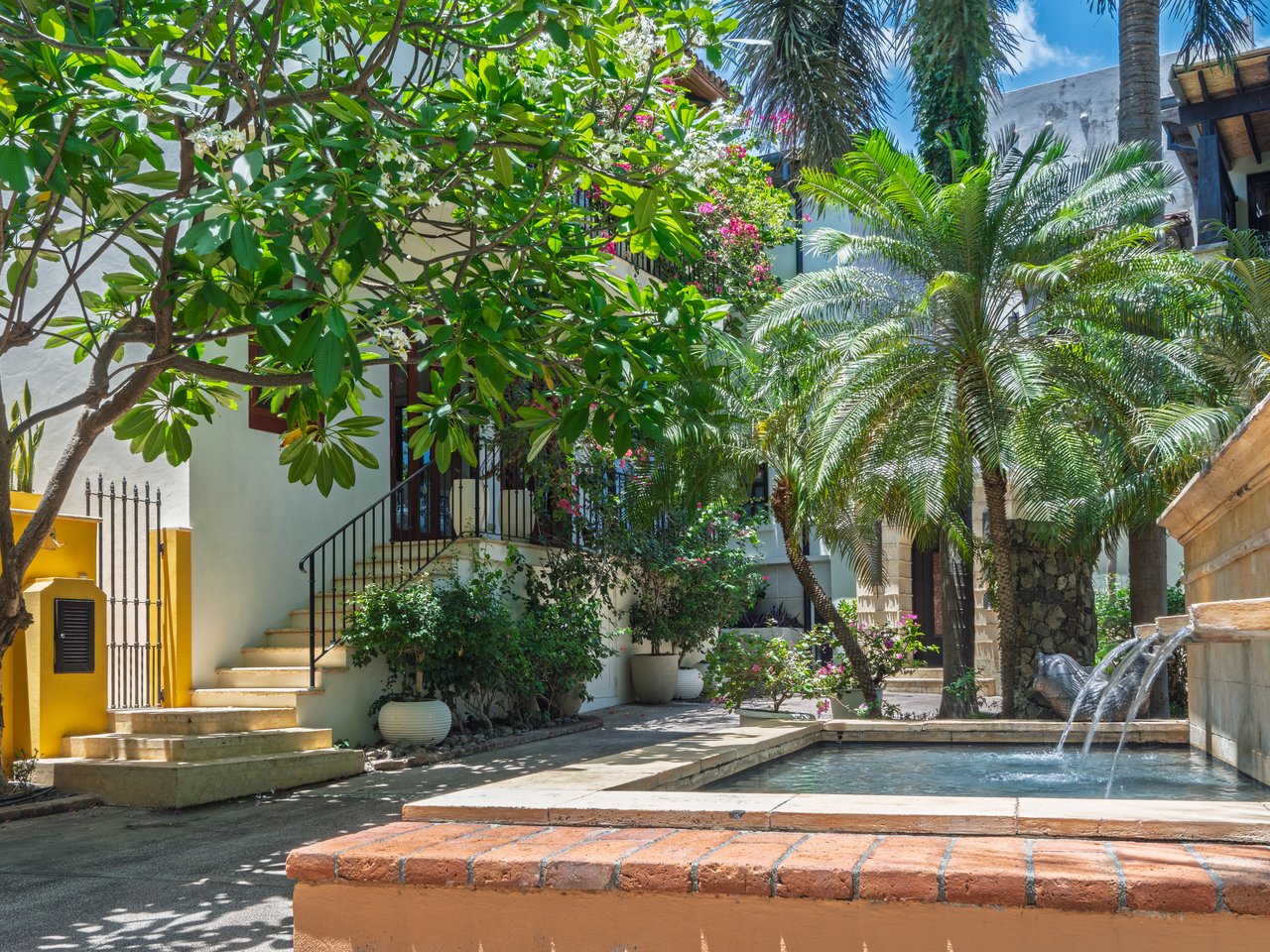 25 Paseo Del Mar | Best-Priced Beachfront Home in Las Catalinas