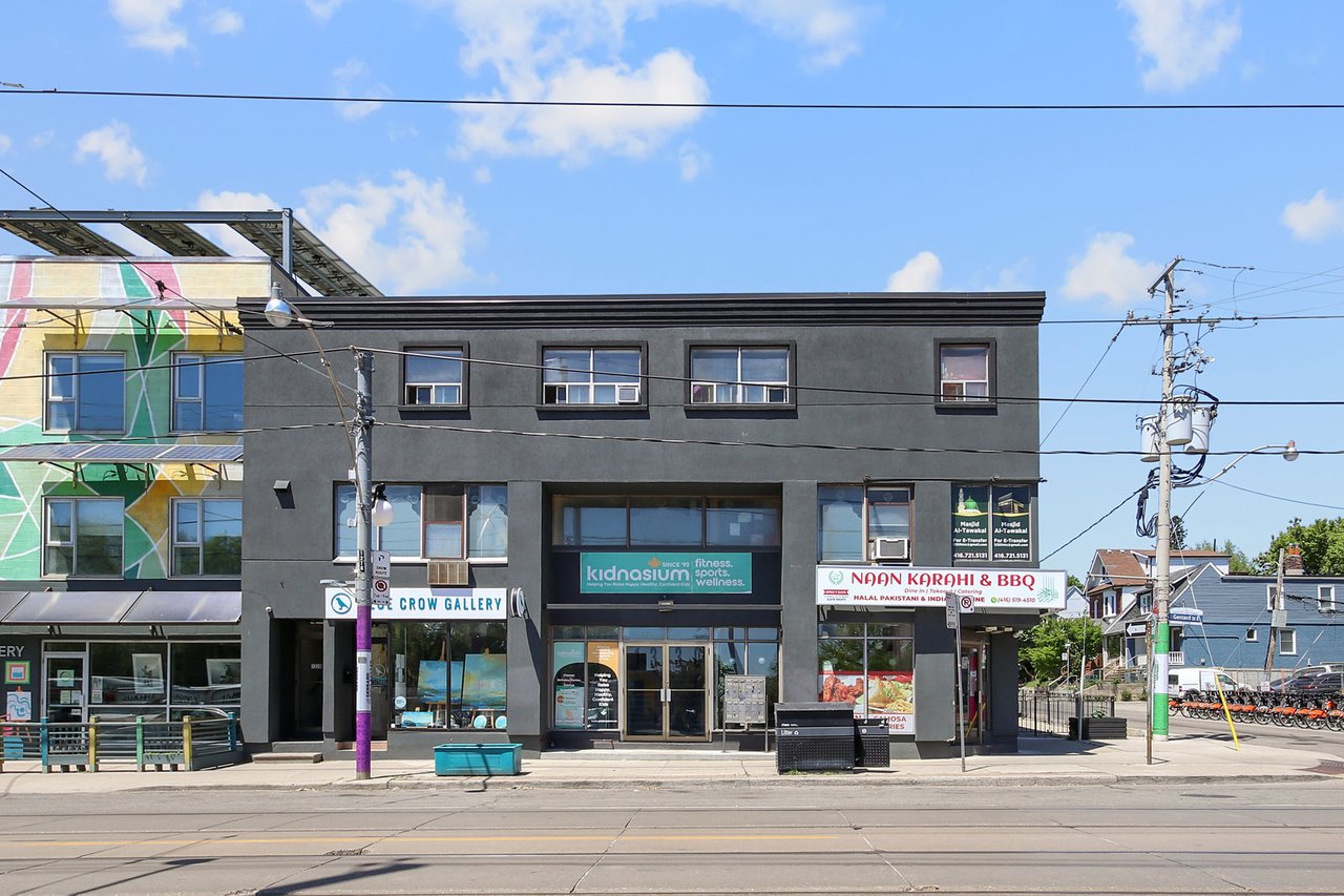 1328 Gerrard Street E Unit: 203