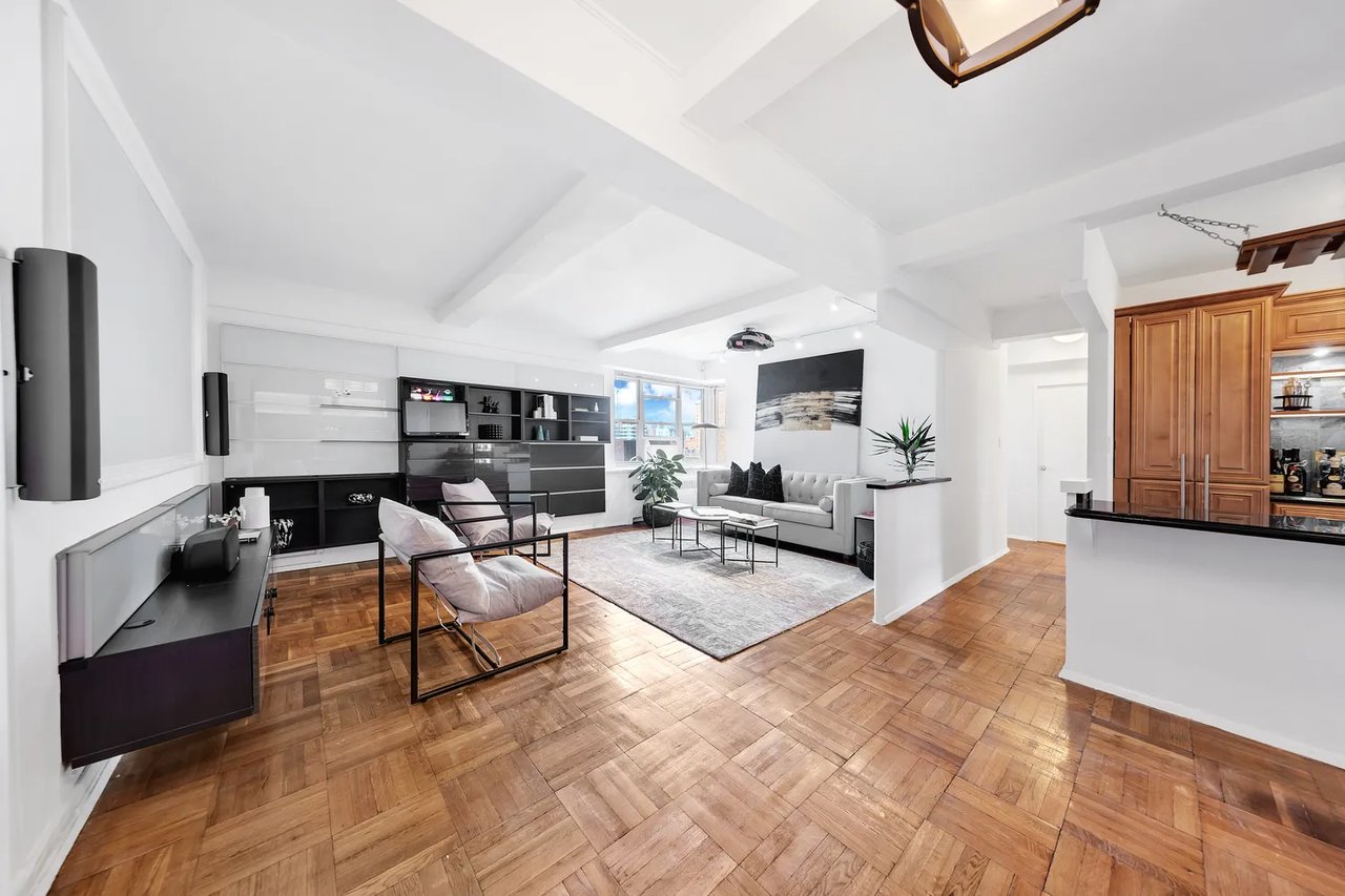 530 Grand Street, Unit E8C